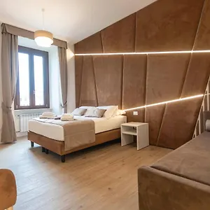 Flat 285 La Roma